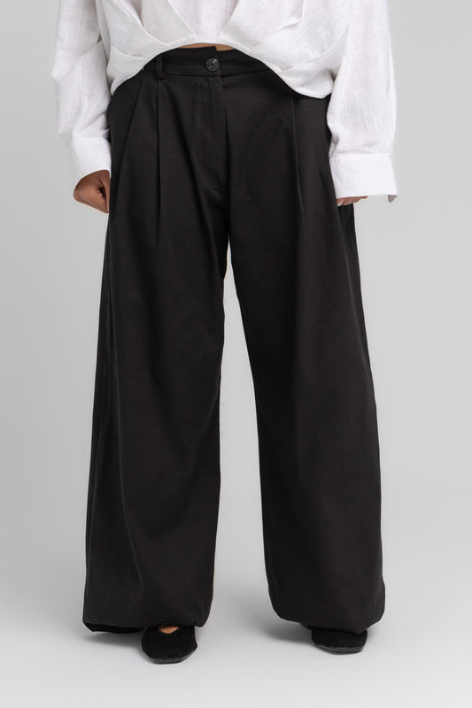 Black Pleated Pants