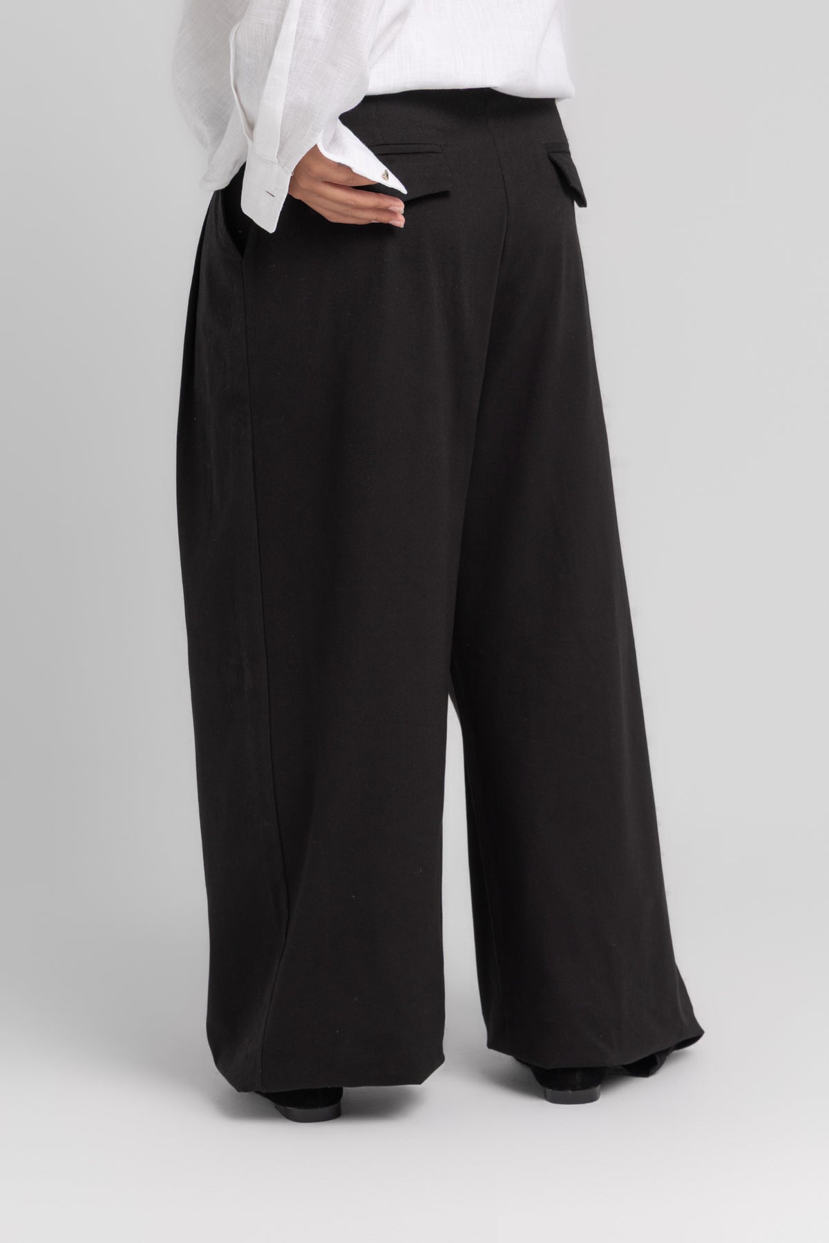 Black Pleated Pants